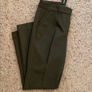 NWT, Express Columnist Ankle Pant 6